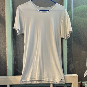 Nike White Short Sleeve Tee